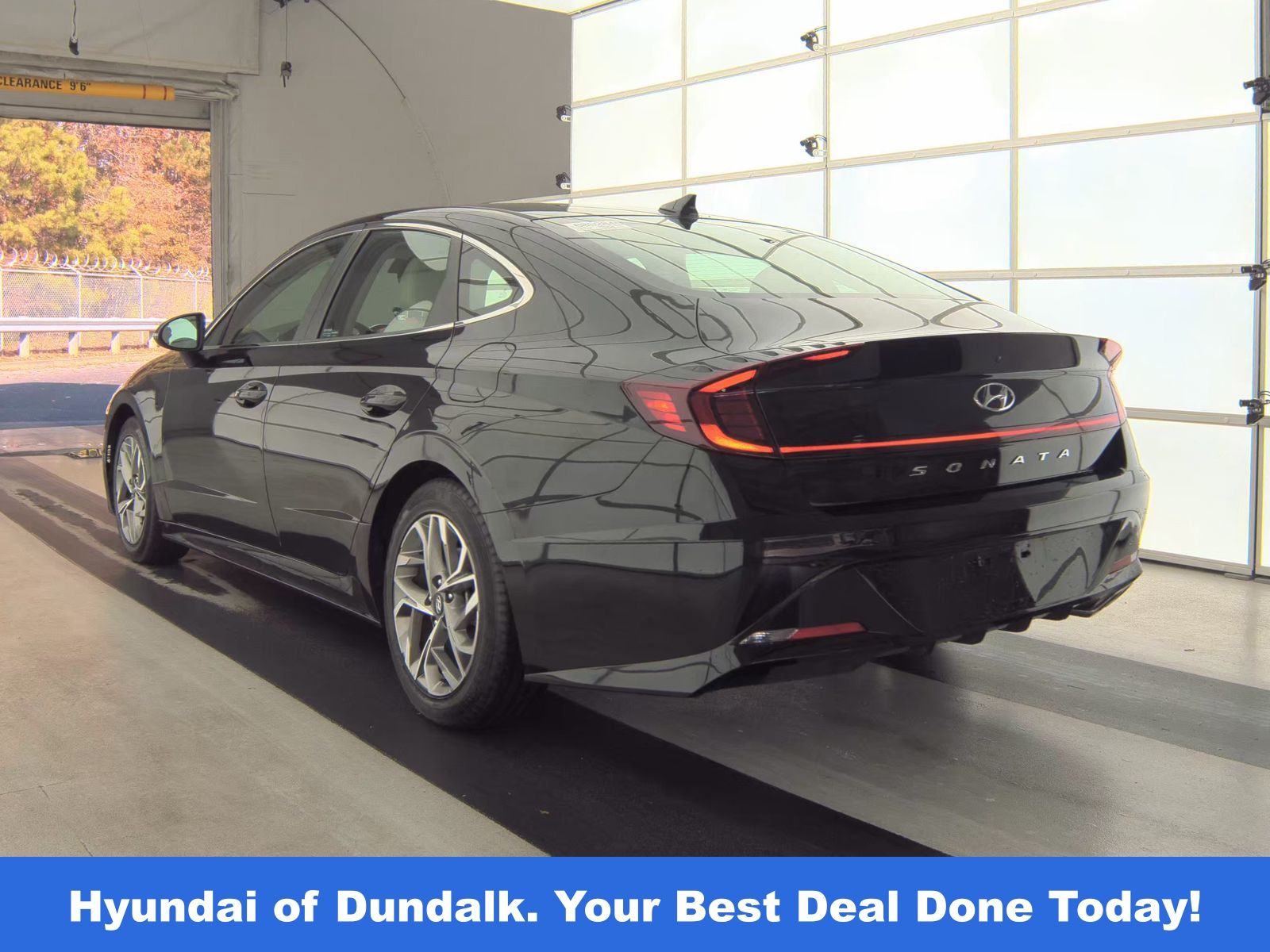 2021 Hyundai Sonata SEL photo 2