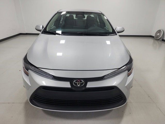 2024 Toyota Corolla LE photo 4