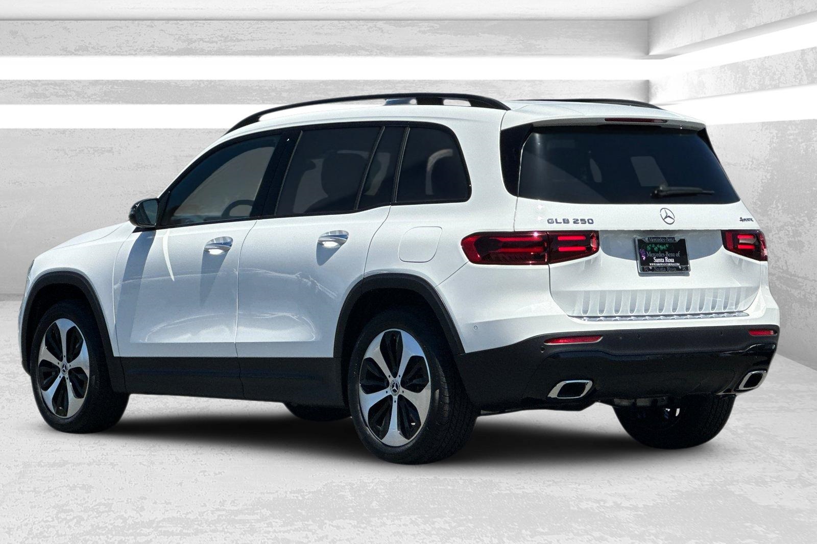 2025 Mercedes Benz GLB 250 4MATIC photo 5