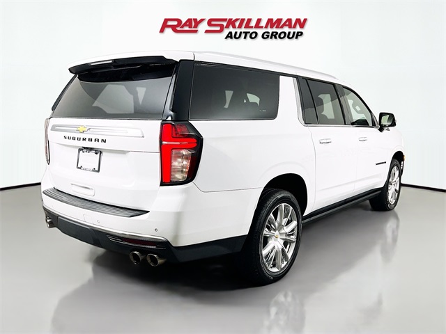 2021 Chevrolet Suburban High Country photo 7