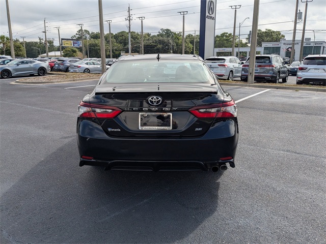 2023 Toyota Camry SE photo 4