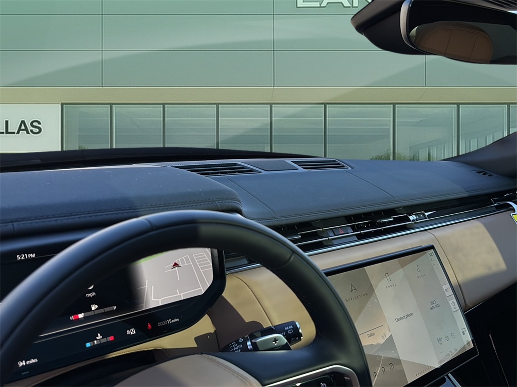 2025 Land Rover Range Rover Sport SE photo 13