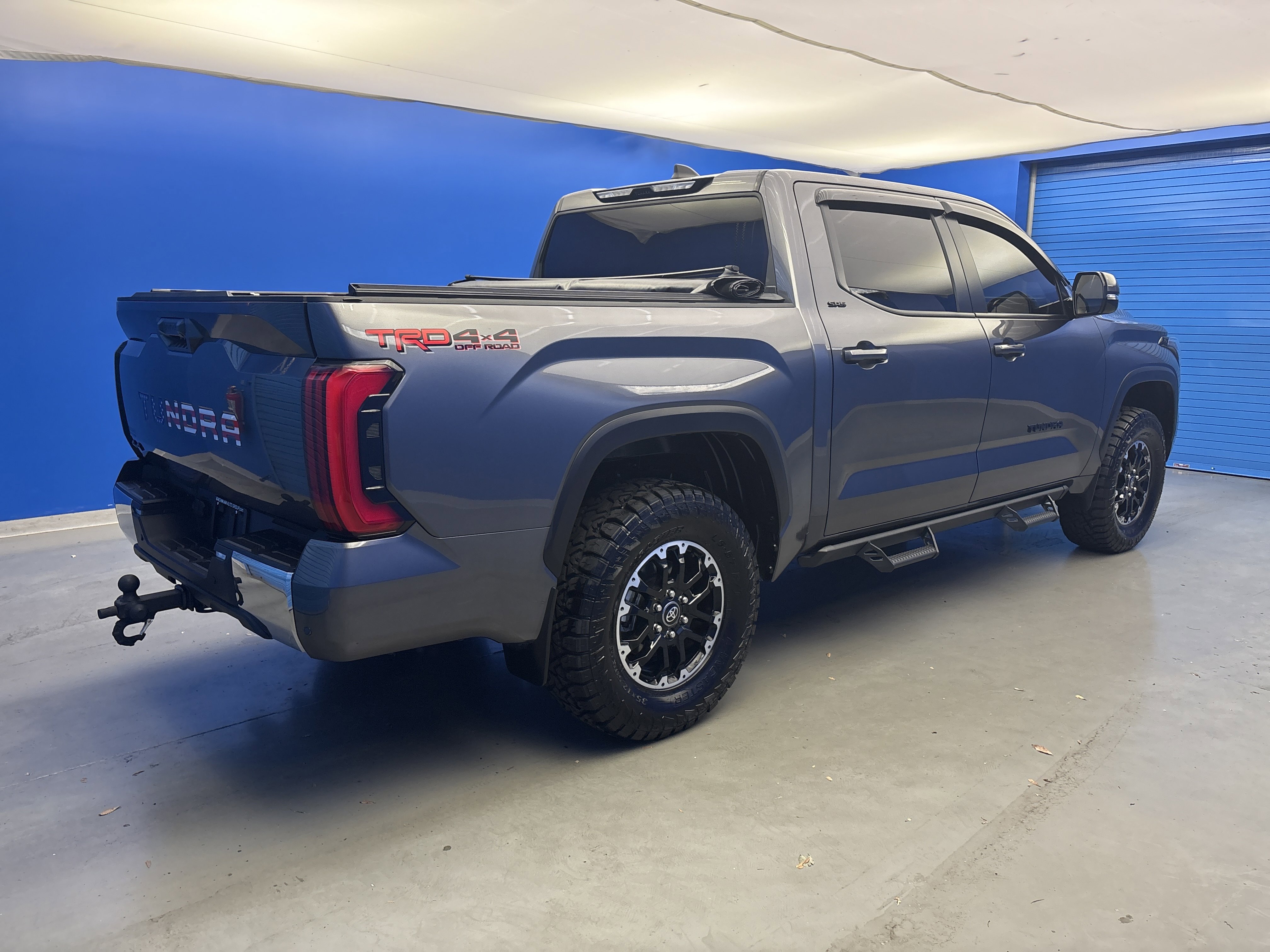 2025 Toyota Tundra SR5 CrewMax photo 3