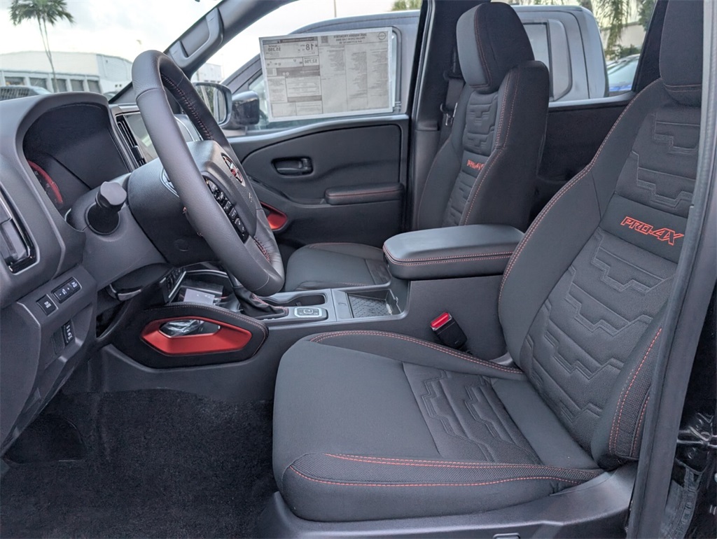 2026 Nissan Frontier Crew Cab PRO-4X photo 5