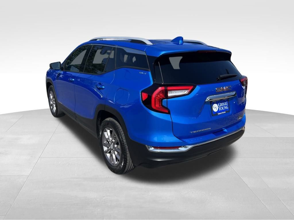 2024 Gmc Terrain SLT photo 3