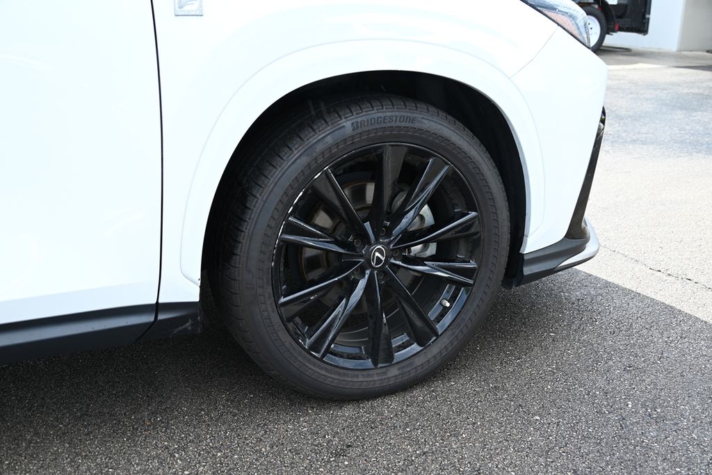 2023 Lexus NX 350 F SPORT Handling photo 5
