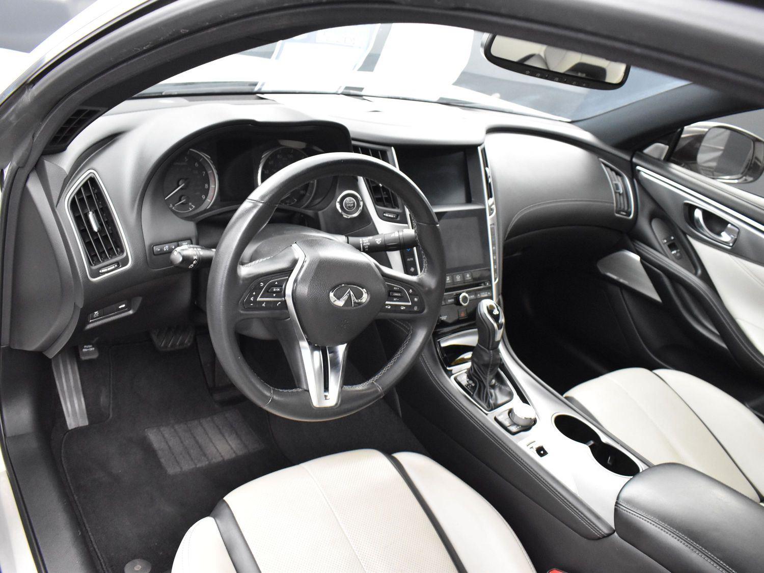 2021 Infiniti Q60 3.0t Luxe photo 13