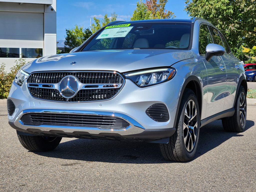 2026 Mercedes Benz GLC 350e 4MATIC photo 4