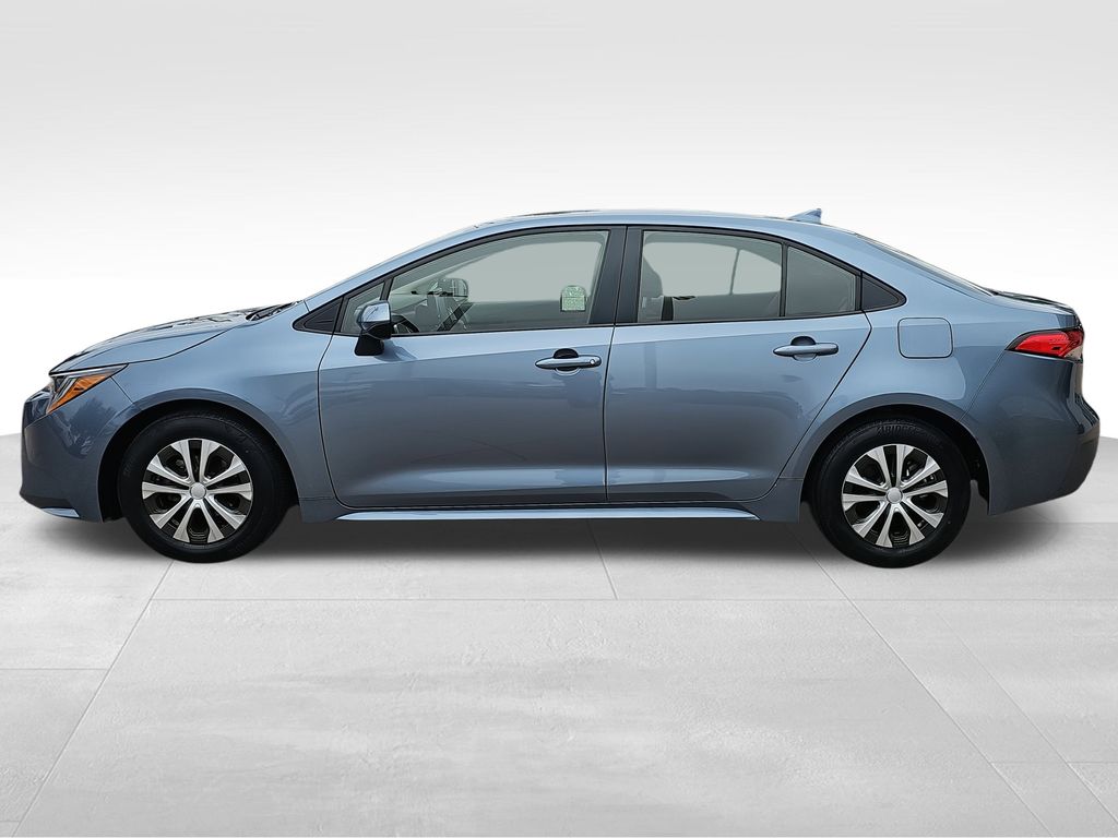 2022 Toyota Corolla Hybrid LE photo 6