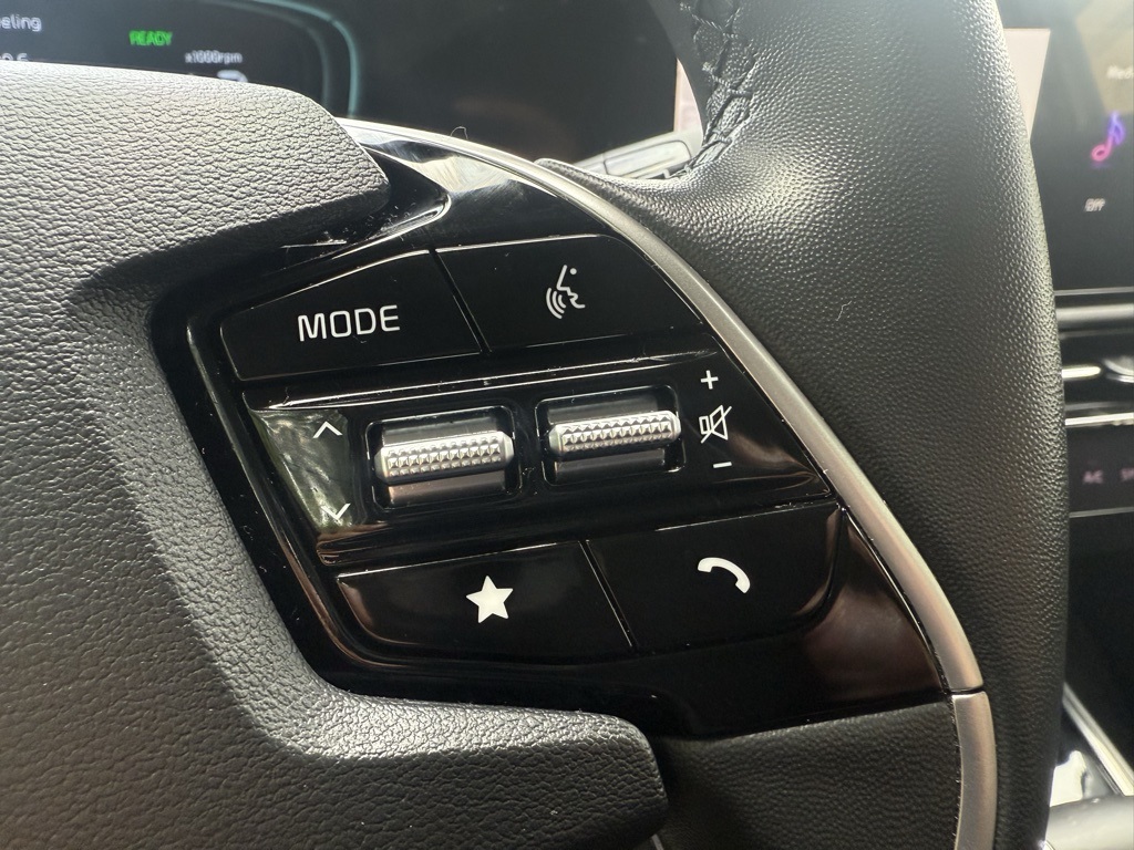 2023 Kia Niro EX Touring photo 11