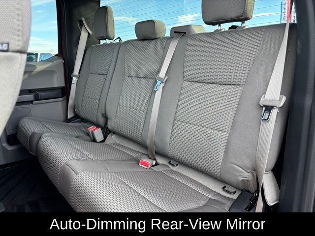 2015 Ford F-150 XLT photo 15