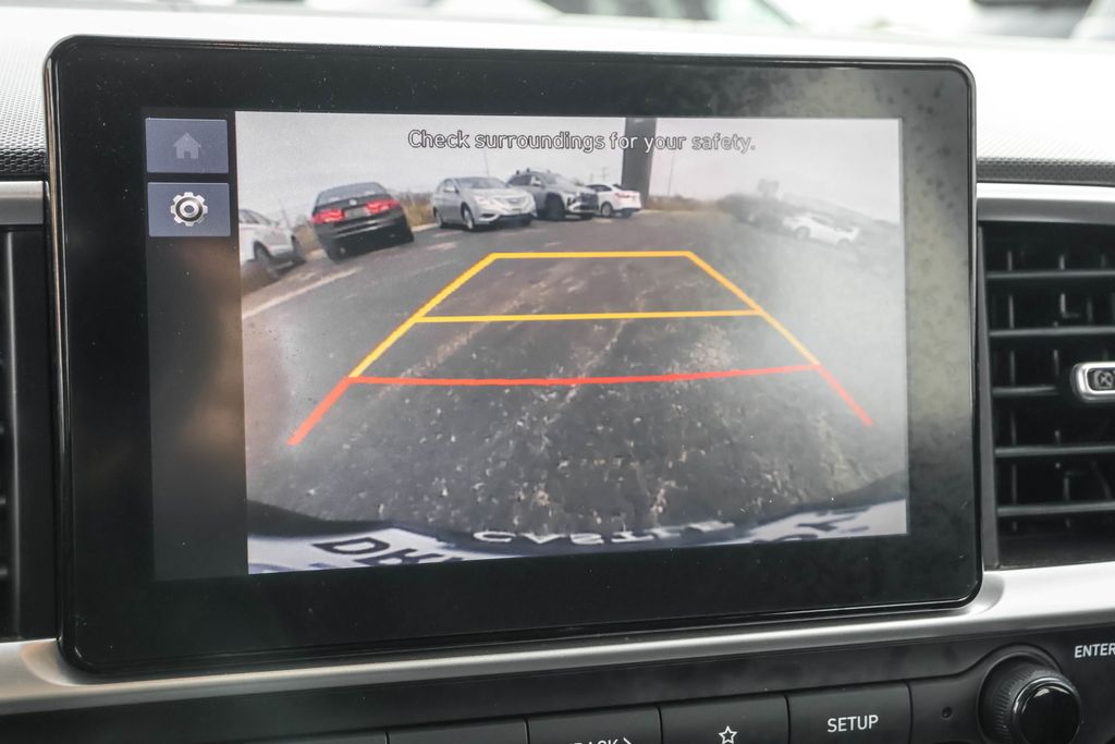 2023 Hyundai Venue SE photo 3