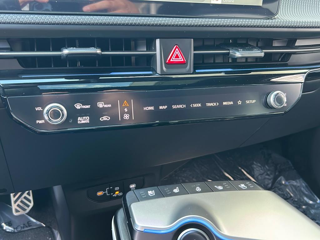 2025 Kia EV6 GT-Line photo 22