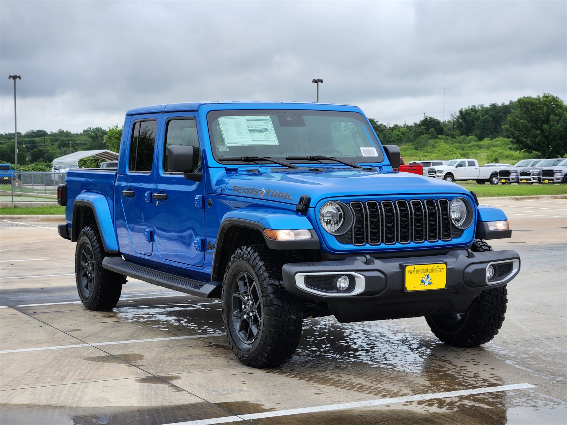2025 Jeep Gladiator Sport photo 2