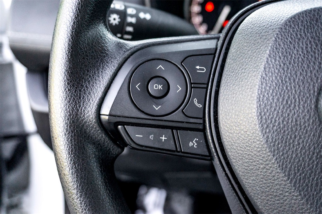 2024 Toyota RAV4 LE photo 17