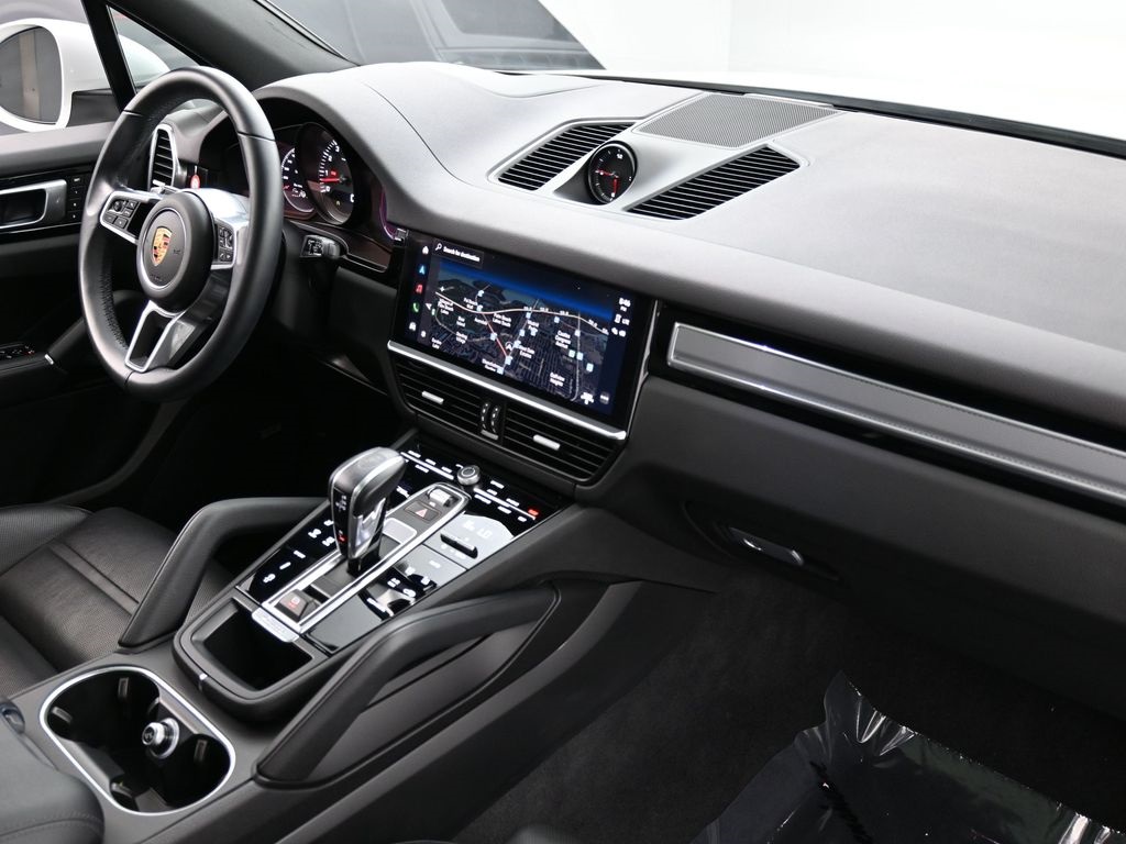 2023 Porsche Cayenne S Platinum Edition photo 31