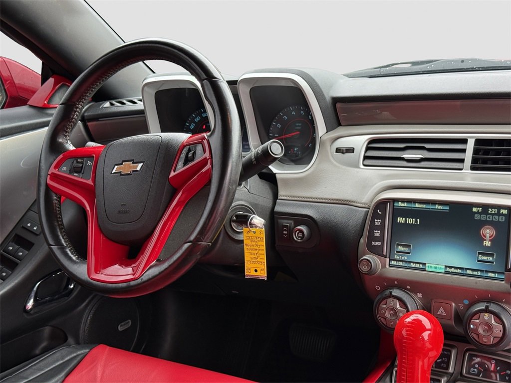 2014 Chevrolet Camaro SS photo 20