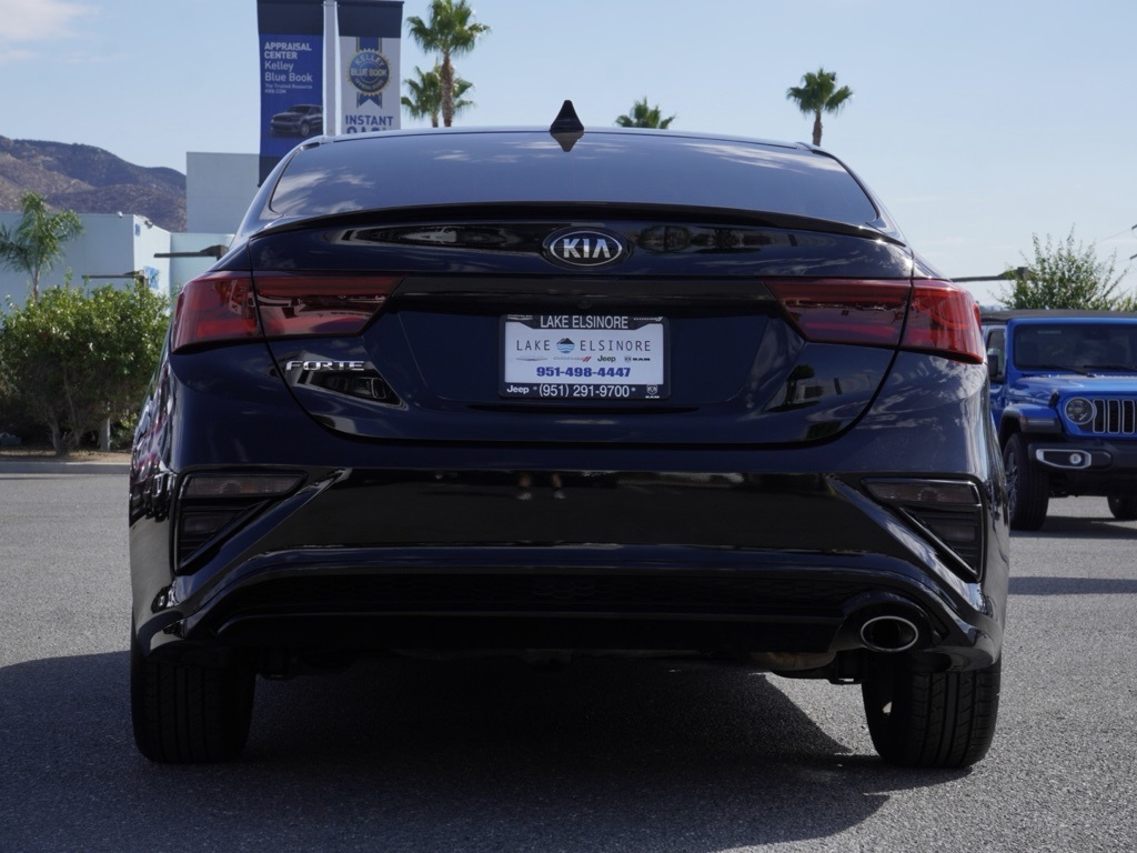 2021 Kia Forte LXS photo 2