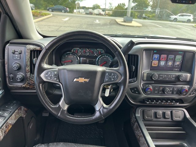 2016 Chevrolet Silverado 1500 LTZ photo 13
