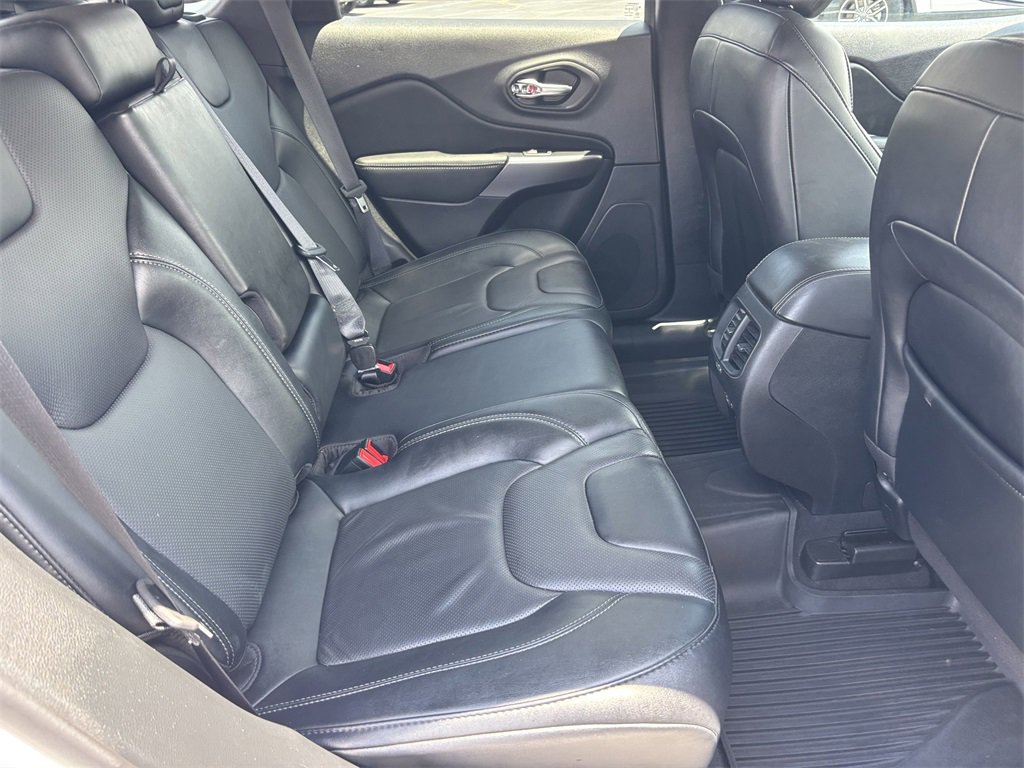 2022 Jeep Cherokee Latitude Lux photo 20
