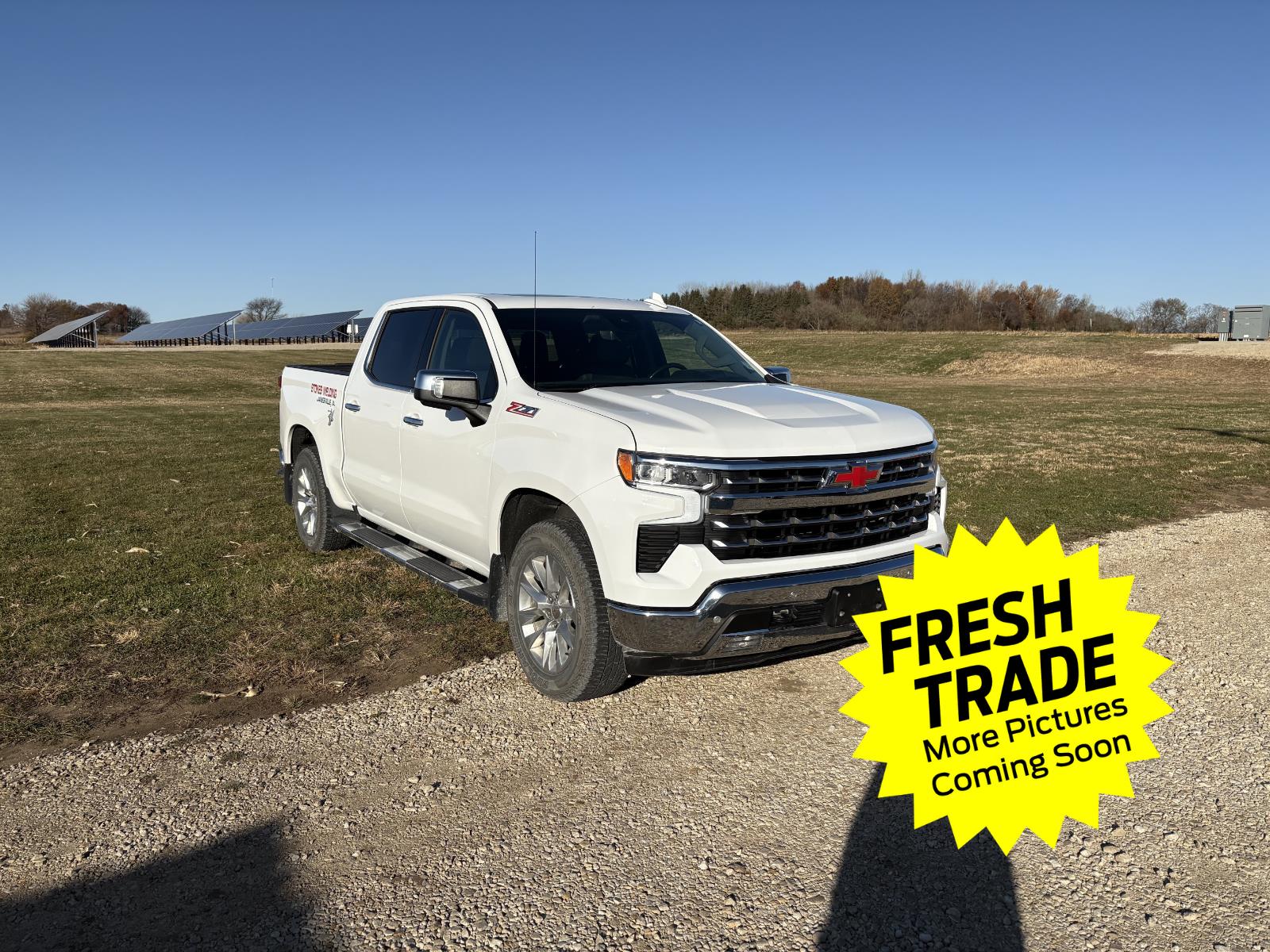 2023 Chevrolet Silverado 1500 LTZ photo 2