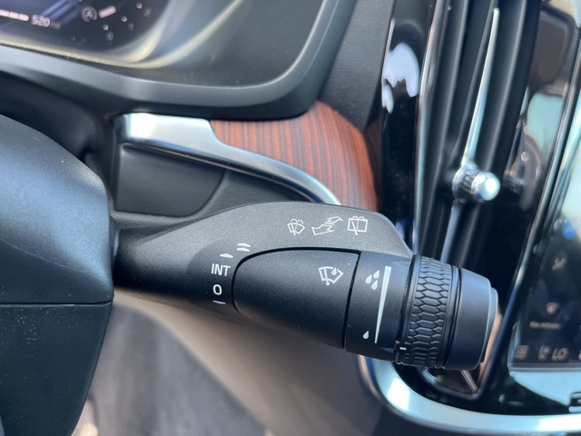 2026 Volvo V60 Cross Country B5 Plus photo 15