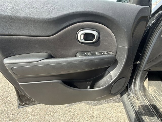 2015 Kia Soul Base photo 11