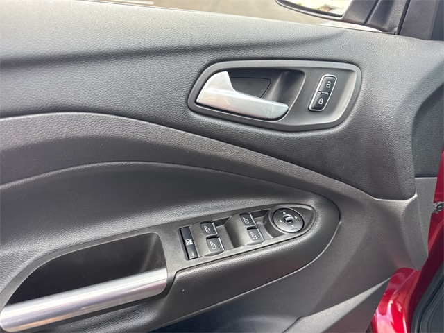 2015 Ford Escape SE photo 12