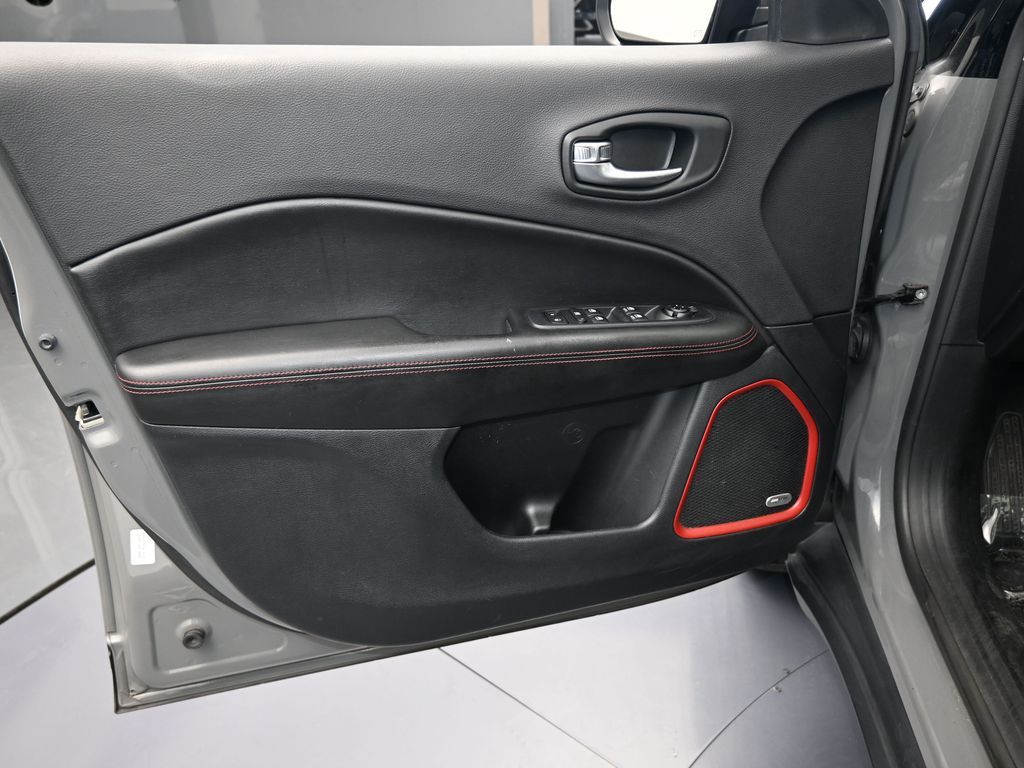 2021 Jeep Compass Trailhawk photo 8