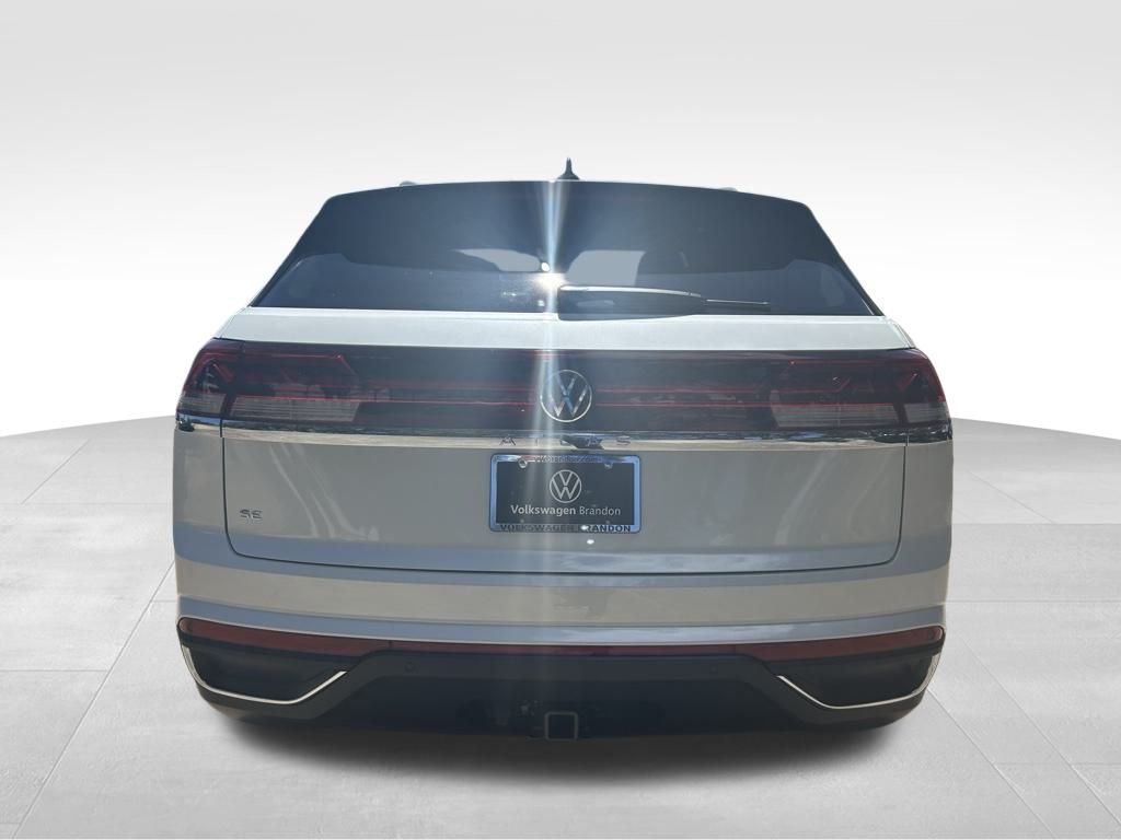 2026 Volkswagen Atlas Cross Sport SE Technology photo 3