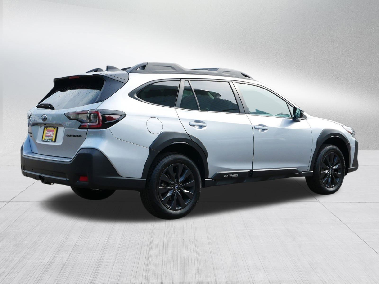 2024 Subaru Outback Onyx Edition photo 7