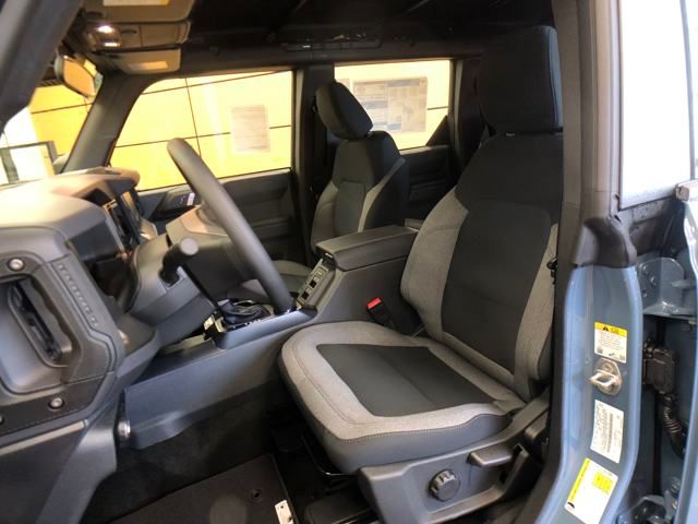 2025 Ford Bronco Base photo 10