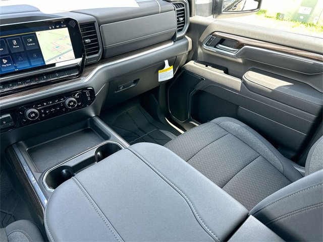 2025 Chevrolet Silverado 2500HD LT photo 20