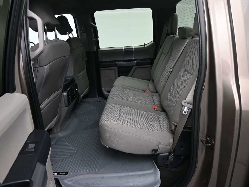 2019 Ford F-150 XLT photo 18