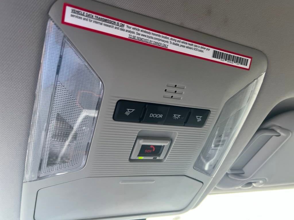 2023 Toyota RAV4 Adventure photo 17