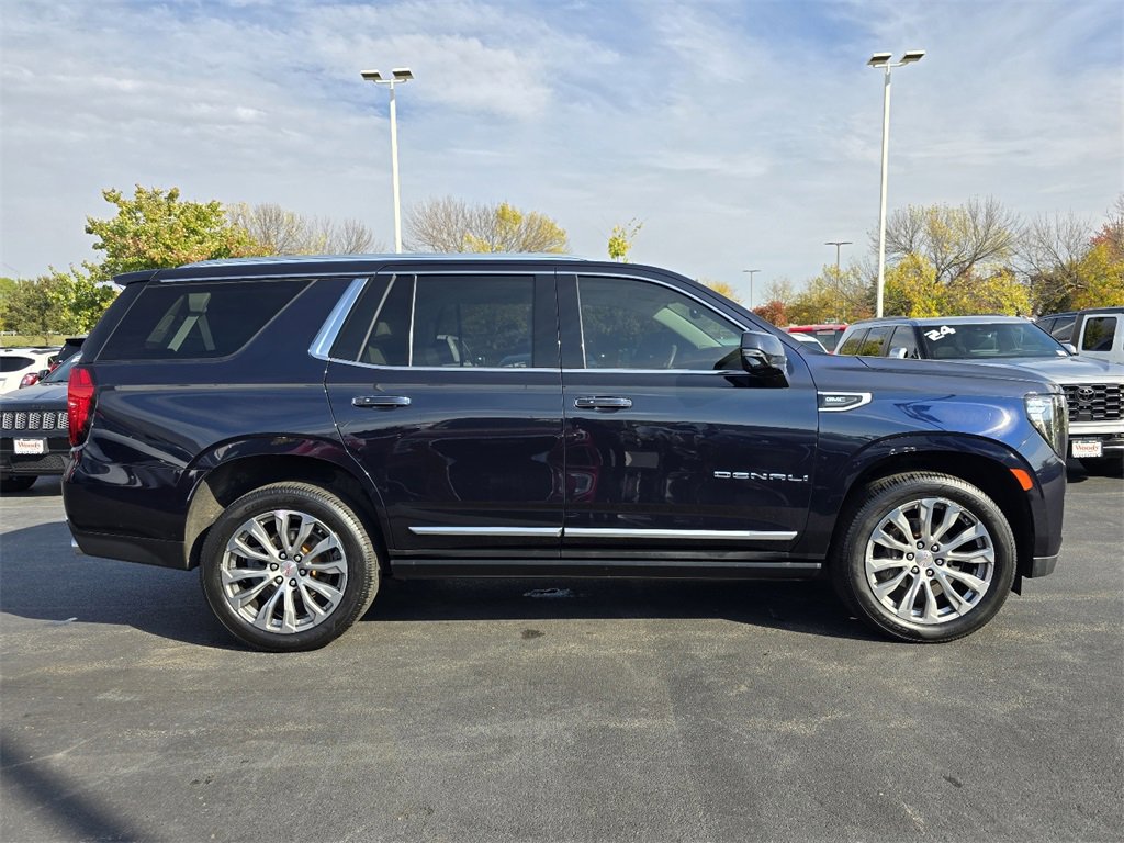 2021 Gmc Yukon Denali photo 3