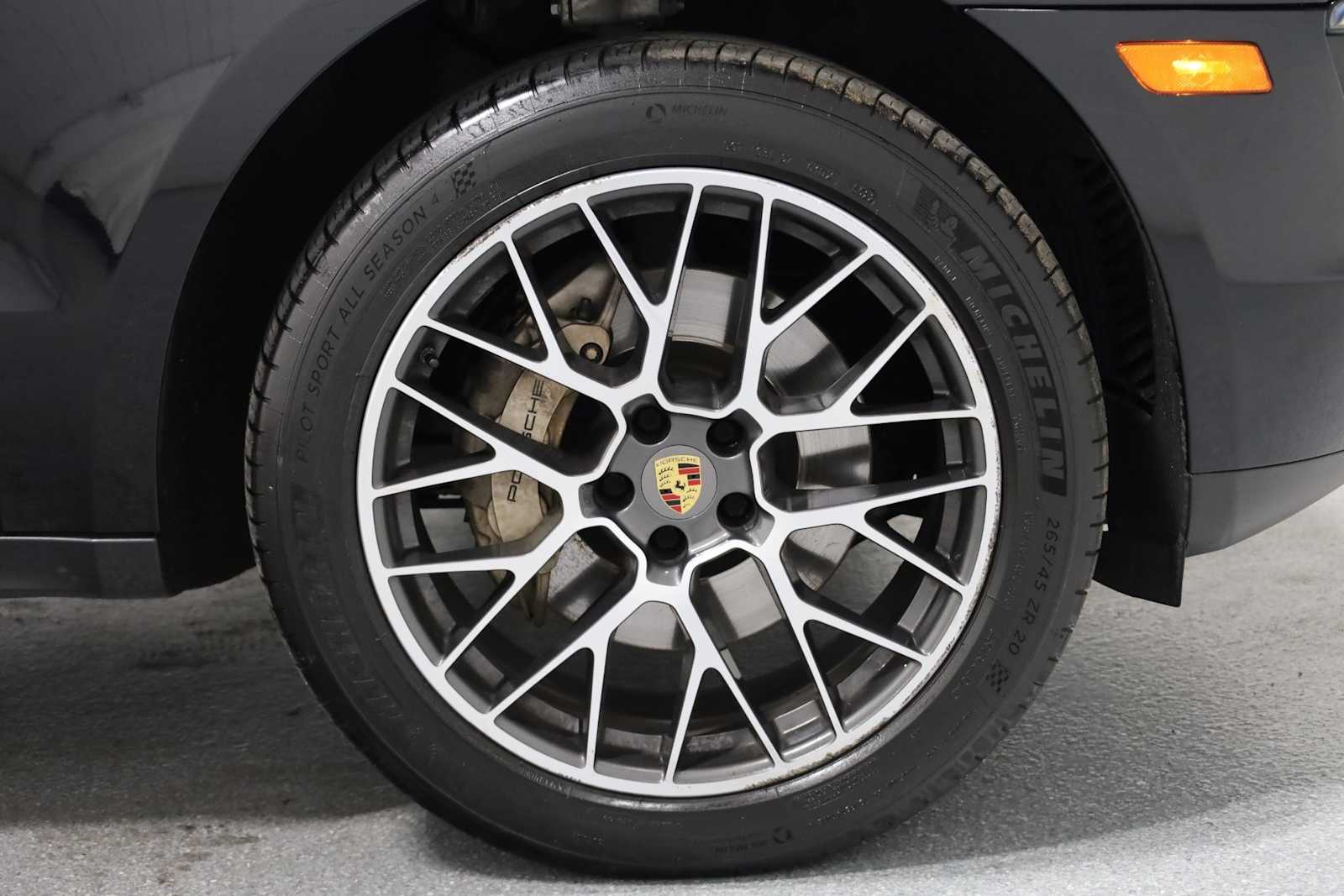 2018 Porsche Macan S photo 10