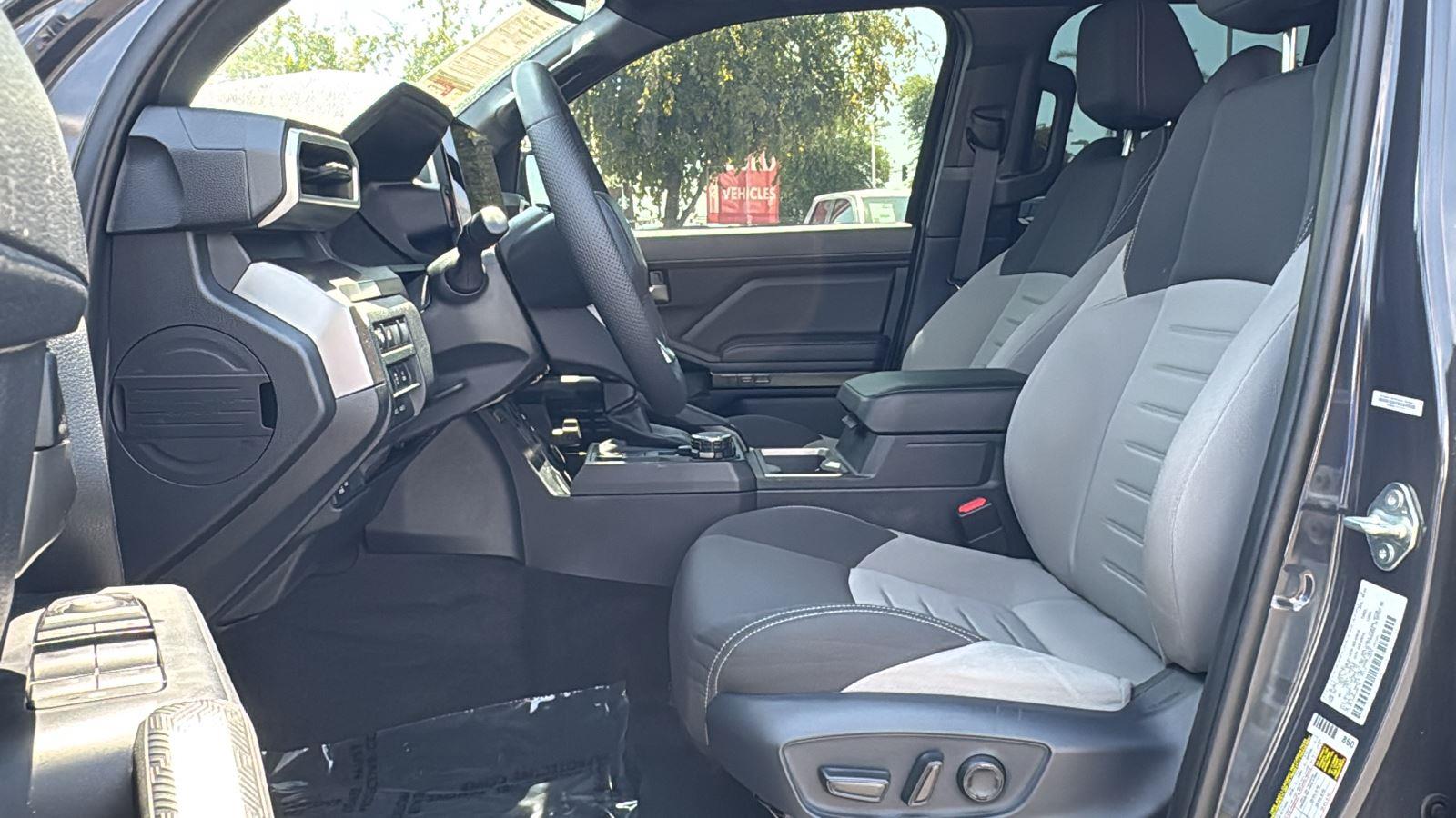 2024 Toyota Tacoma TRD Sport photo 24