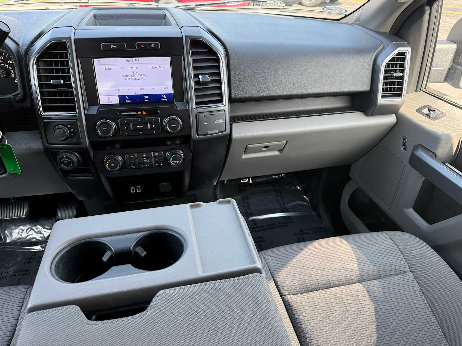 2020 Ford F-150 XLT photo 25