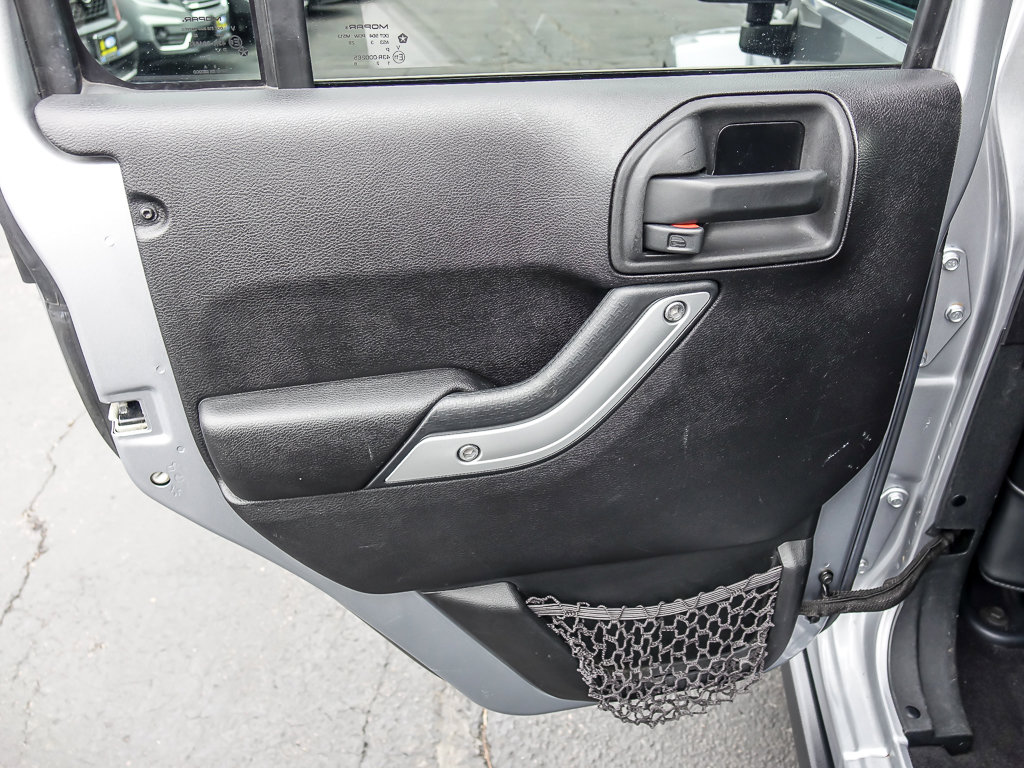 2014 JEEP WRANGLER - Image 18