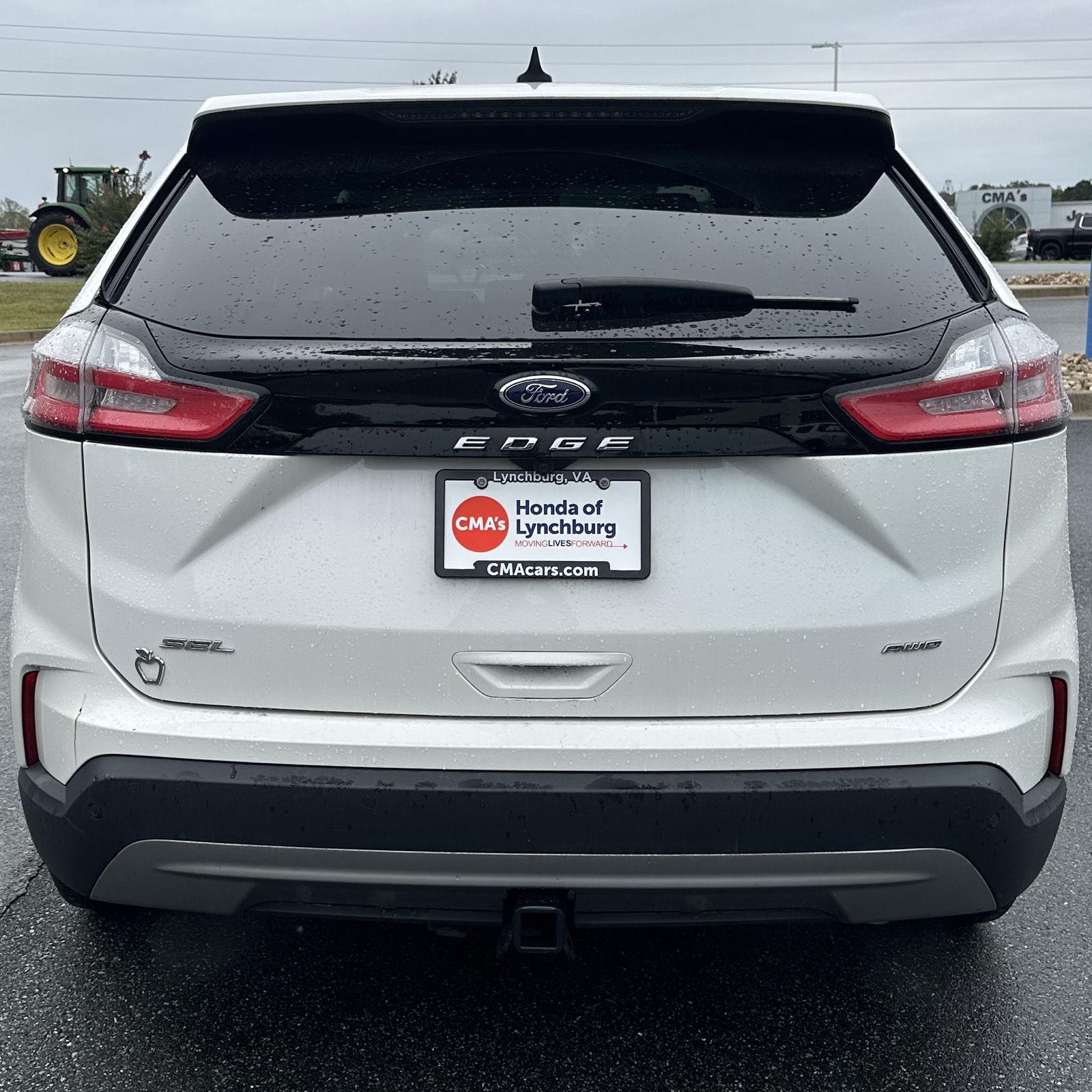 2024 Ford Edge SEL photo 3