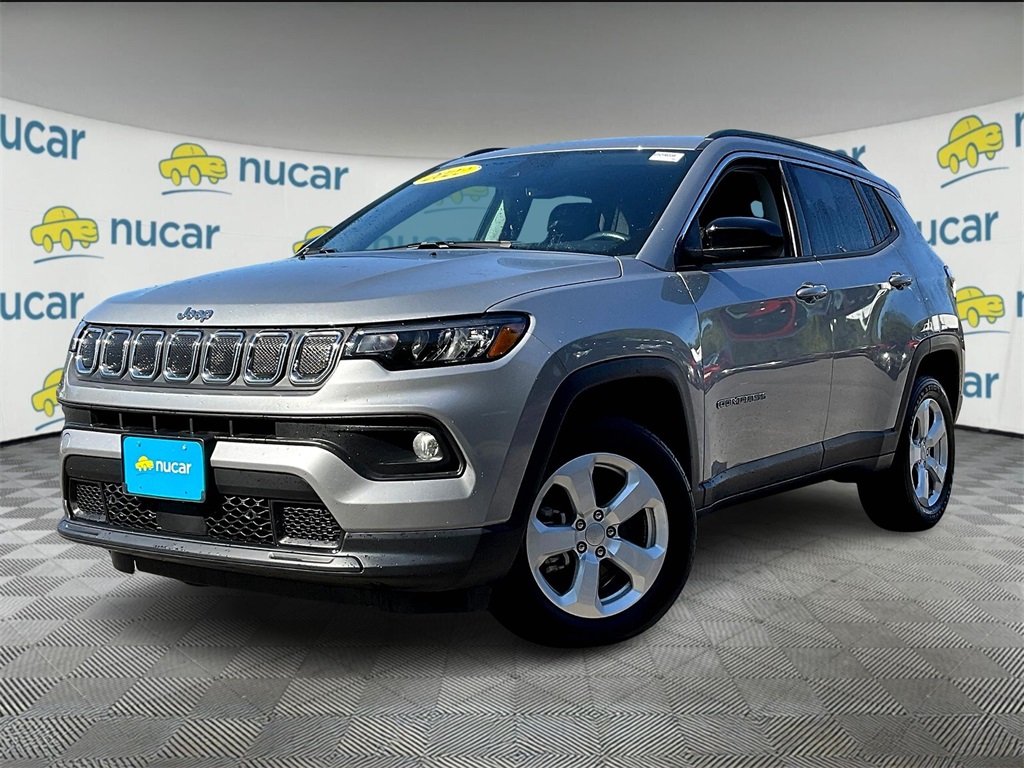 2022 Jeep Compass Latitude photo 3