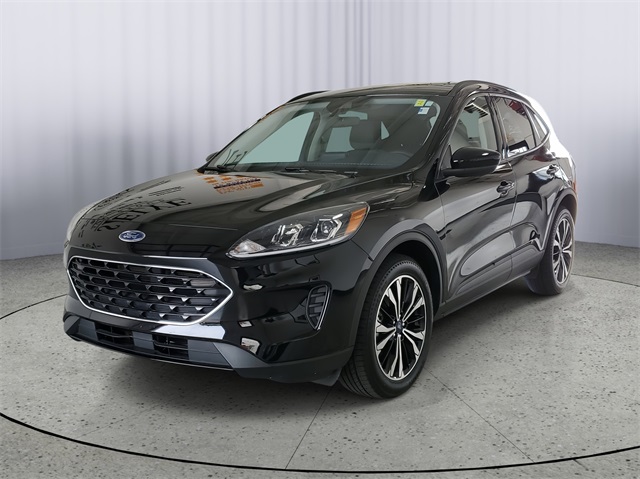 2022 Ford Escape SE photo 3