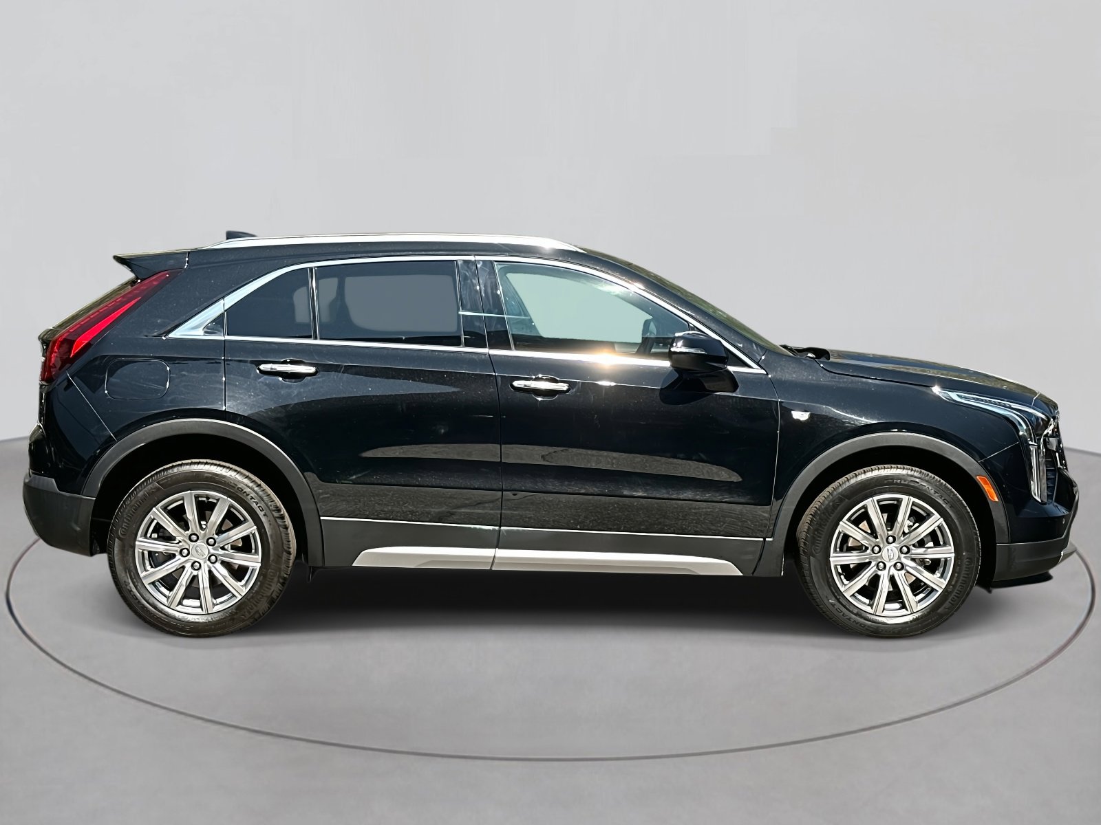 2021 Cadillac XT4 Premium Luxury photo 5