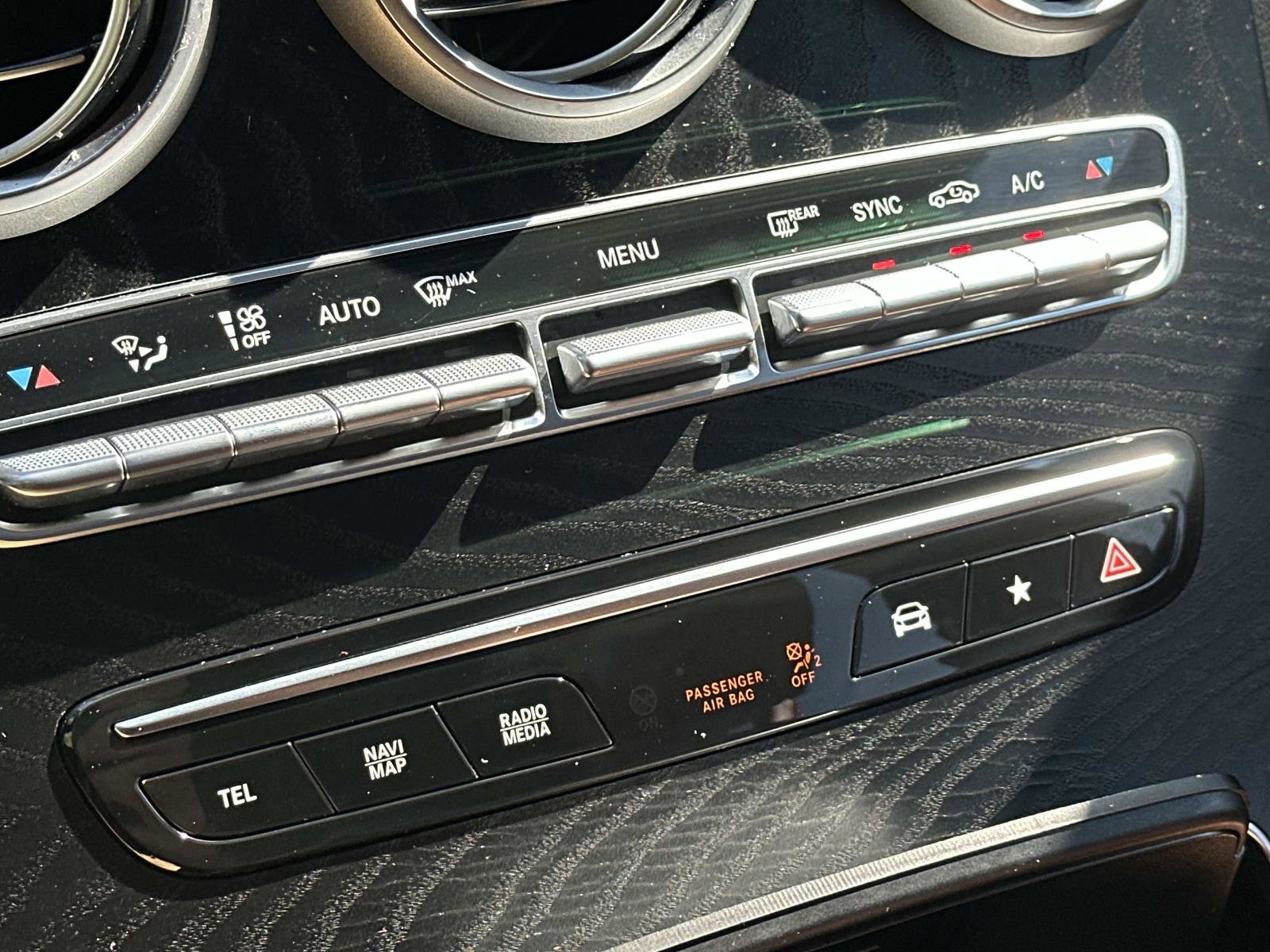2020 Mercedes Benz GLC 300 4MATIC photo 26