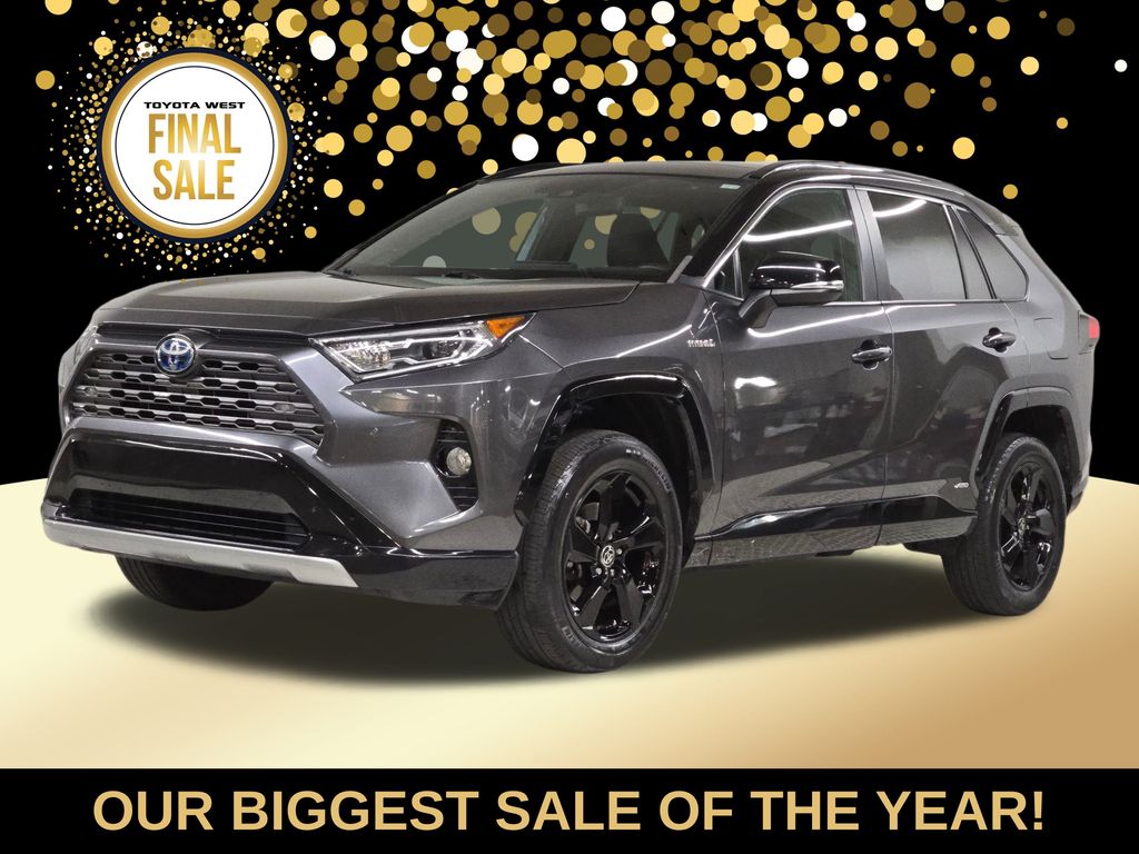 2021 Toyota RAV4 XSE's photo