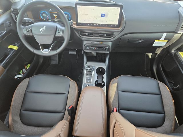 2025 Ford Bronco Sport Outer Banks photo 4
