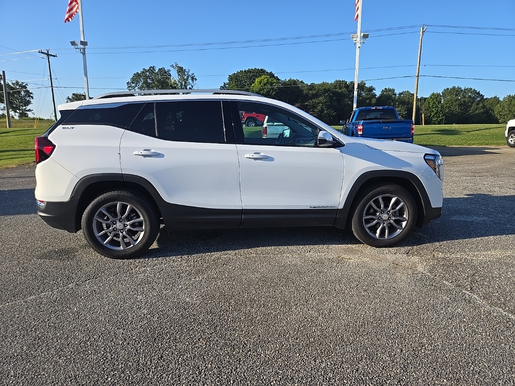2024 Gmc Terrain SLT photo 4