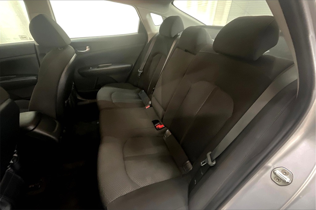 2018 Kia Optima LX photo 23