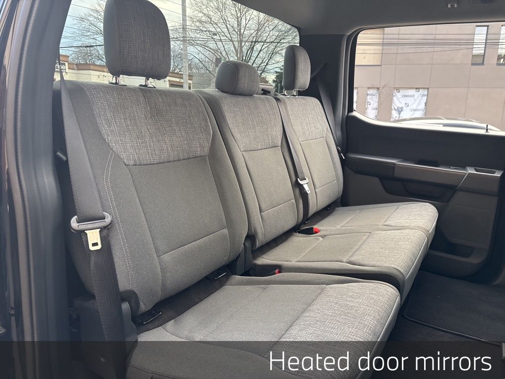 Used 2022 Black Ford XLT image 16